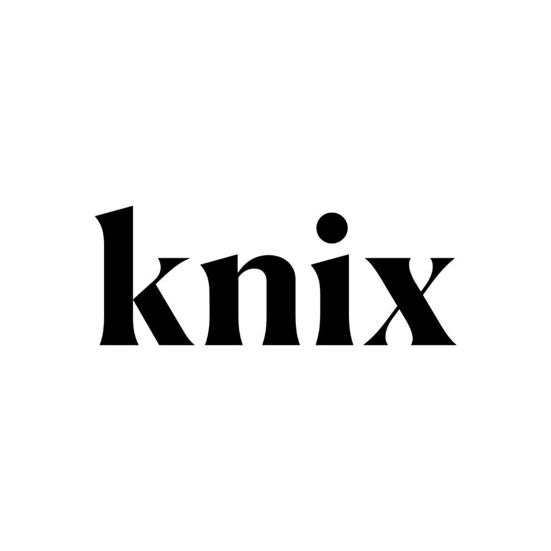 синтетическая спортивная одежда Knix